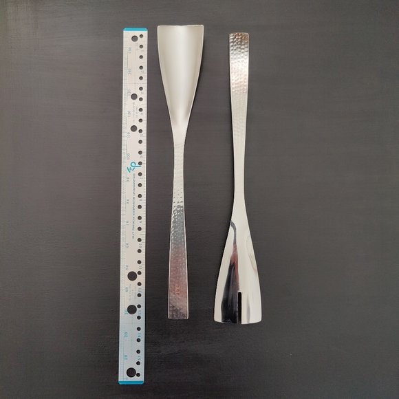 Hammered Polished Stainless Steel Salad Serving Tongs - Picture 6 of 6